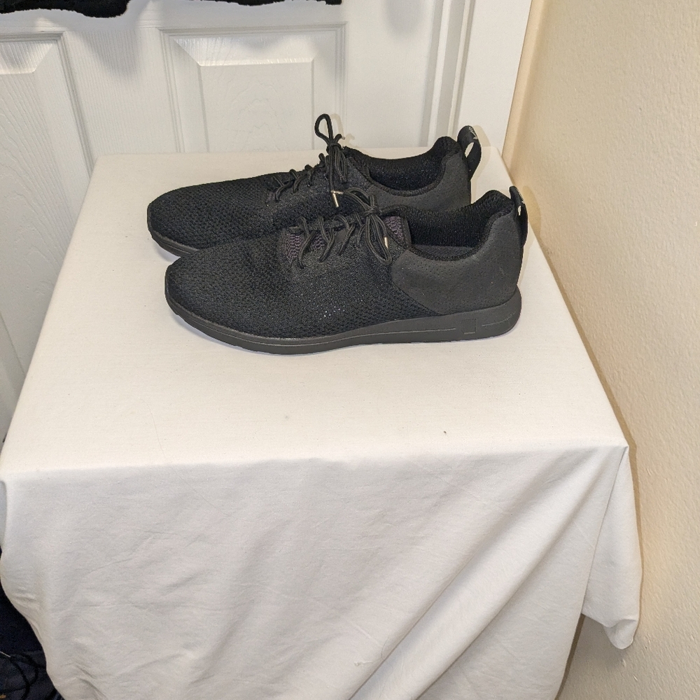 York Athletics Featherweight Athletic Trainer Shoes Size 12